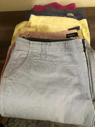 Cinco bermudas masculinas número 46 excelente caimento estado de novo