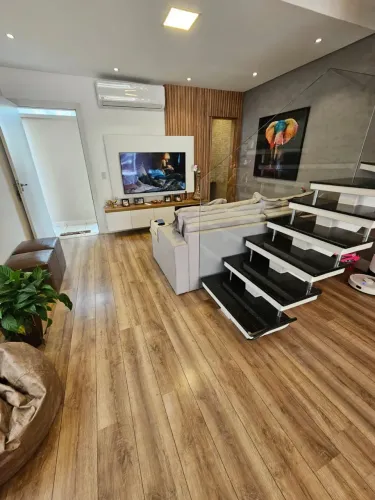 Linda Casa a Venda Condomínio Modernita Granja Viana