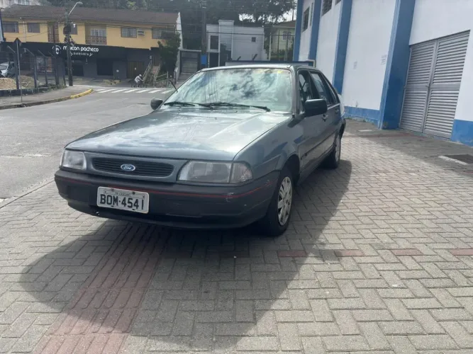 Ford Versailles GL 2.0i / 2.0 2P E 4P (álcool) 1994