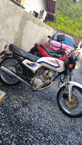 Vendo cg 125 ano 1988