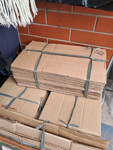 Caixa de papelão invertida 16 x 27 x 14 cm - lote de 75 caixas  - preço por unidade