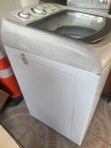 Vendo máquina de lavar 8kg