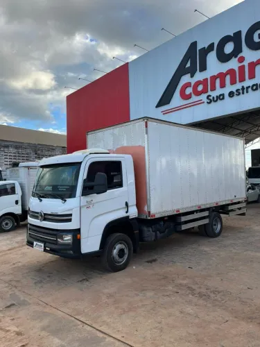 VOLKSWAGEN 9-170 Delivery 2p (diesel)(E5)