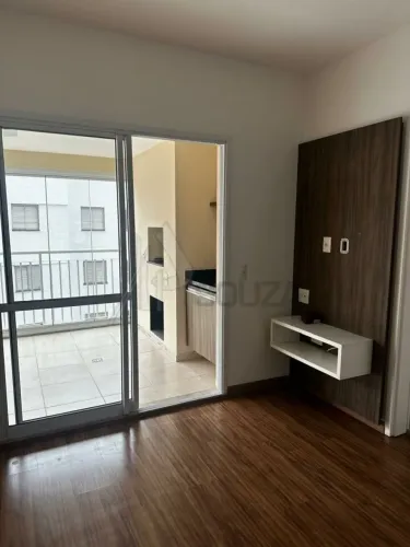 Apartamento para Alugar com 66m, 2 quartos, 1 suíte, varanda gourmet, 1 vaga