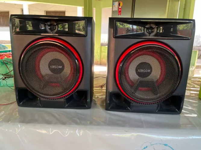 Caixa de som LG XBOOM
