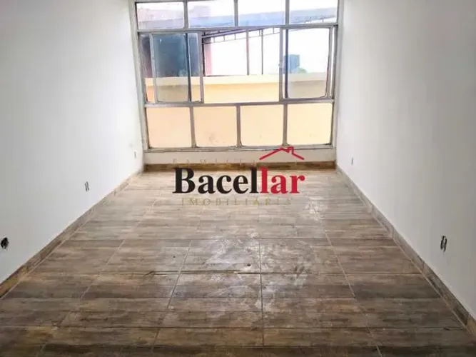 Apartamento - Padrão / Residencial / Cascadura