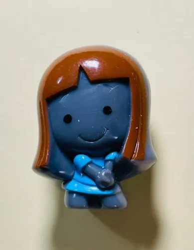 Gogo Crazy Bones - miniatura altura 3 cm - Aninha namorada do Titi - Turma da Mônica