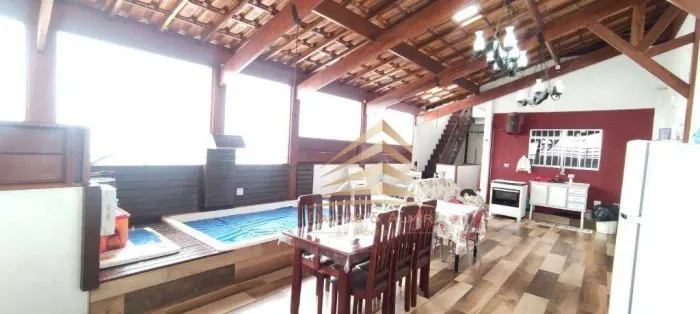 Sobrado com 3 dormitórios, com piscina à venda, 250 m² por R$ 1.050.000 - Jardim Bela Vist