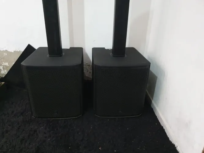 Caixa Turbosound Ip2000 (Par)