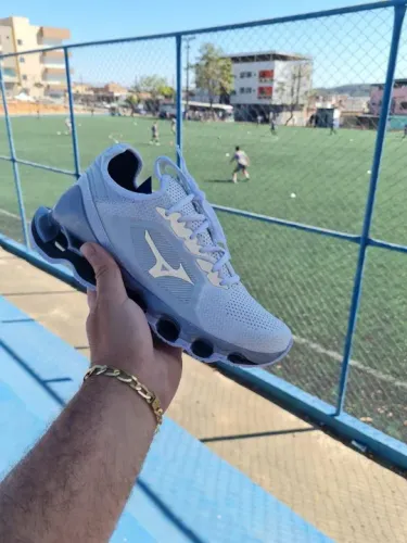 Tênis Mizuno 