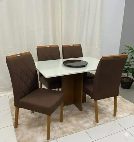 Oferta especial Mesa de jantar com 4 cadeiras confortavel