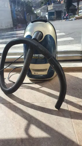 Aspirador de Pó Elektro Schulz 1400W Usado