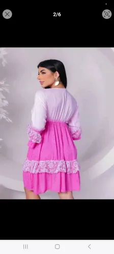Vestido Rosa com Detalhes em Renda