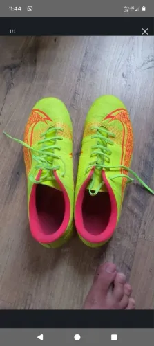 Chuteira Nike society 