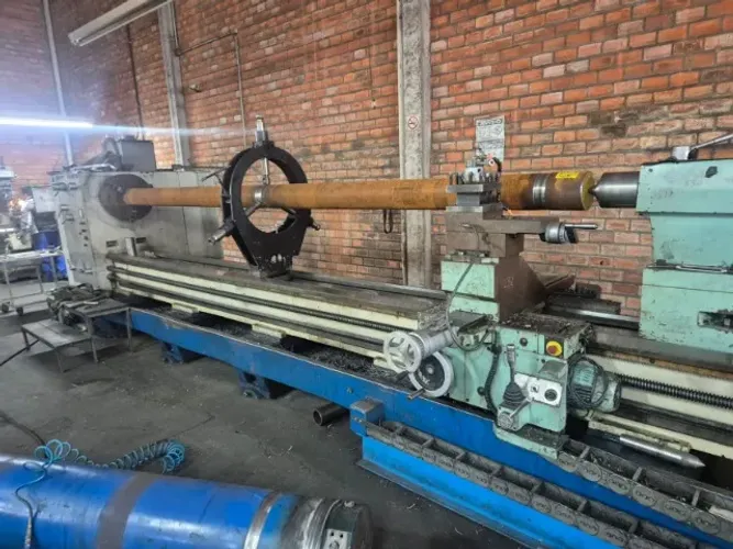Torno Mecânico Nardini  Modelo AM 650 VS