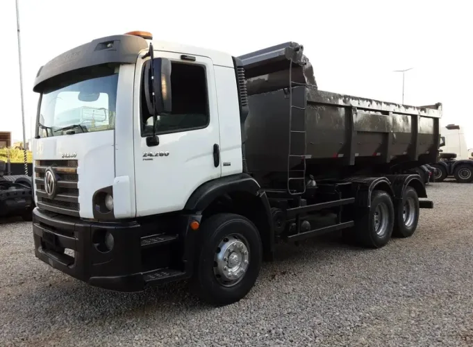 VW 24.280 ano 2019, 6x2, com caçamba de 12 ?, em SP
