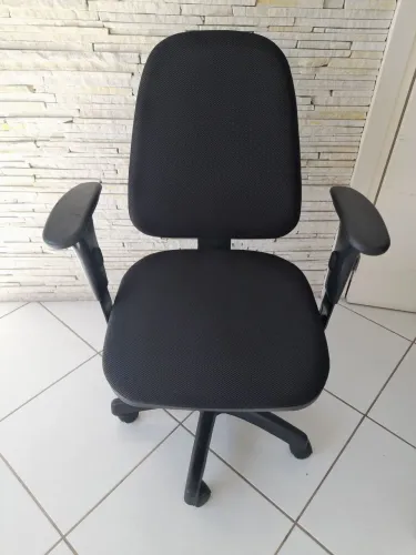Cadeira de Escritório Giratória com Rodas