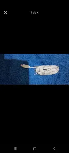 Fone de ouvido com fio para celular