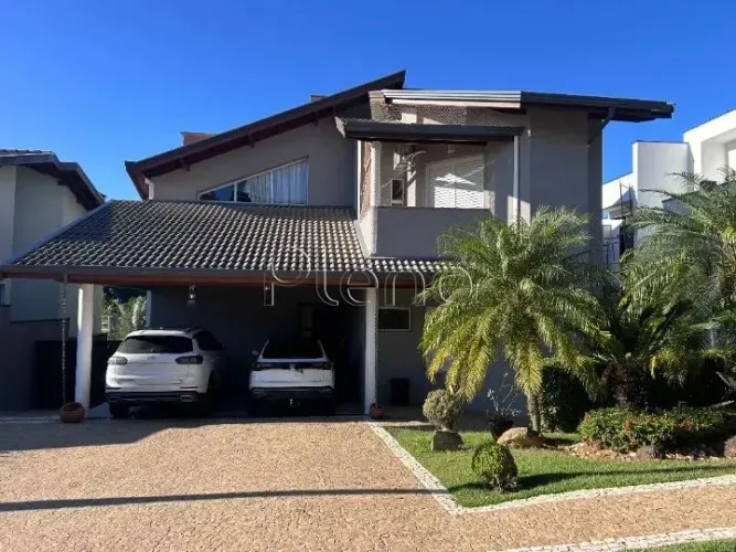 Casa à Venda no Condomínio Terras do Caribe em Valinhos, no bairro Santa Cruz