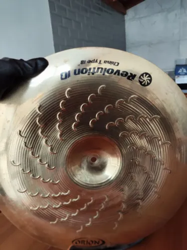 Prato China 18'' Orion Revolution 10