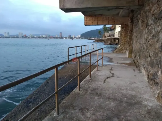 Casa em Condomínio Fechado ? Península, Guarujá.