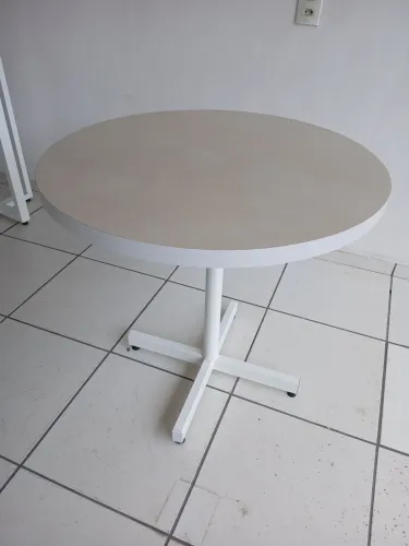 Mesa red. 1 metro diâmetro. Nova,  com entrega.