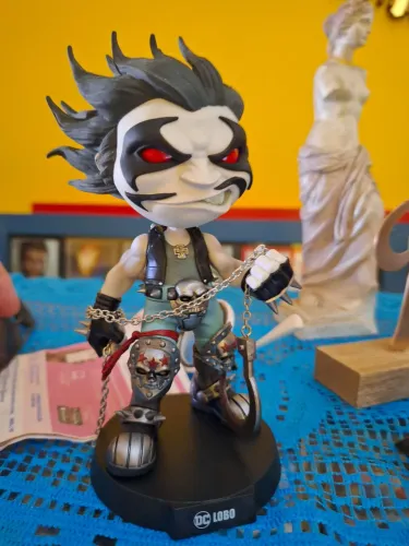 Lobo dc minico iron studios
