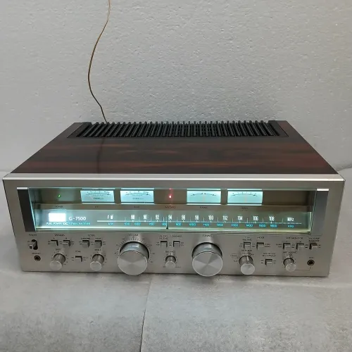 Receiver Sansui G-7500 lindo
