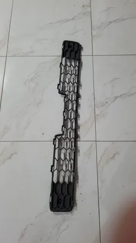 Grade Dianteira inferior hilux 2009 10 11