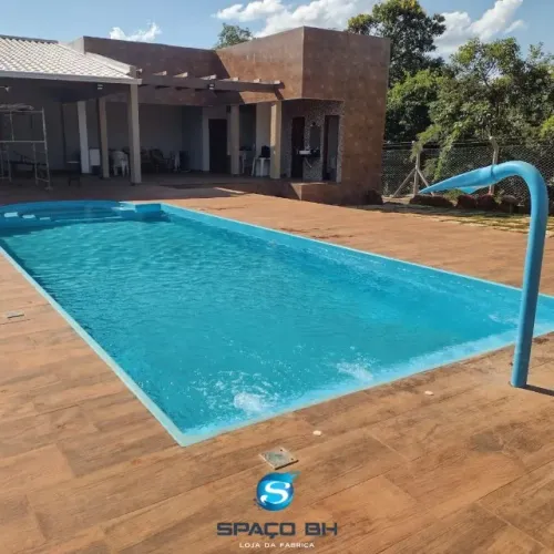 Piscina de fibra - CLASSIC 10.70 X 4.00 X 1.40 - SPAÇO BH