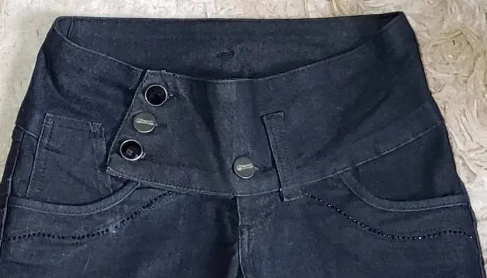 Calça Sawary (tamanho 38)
