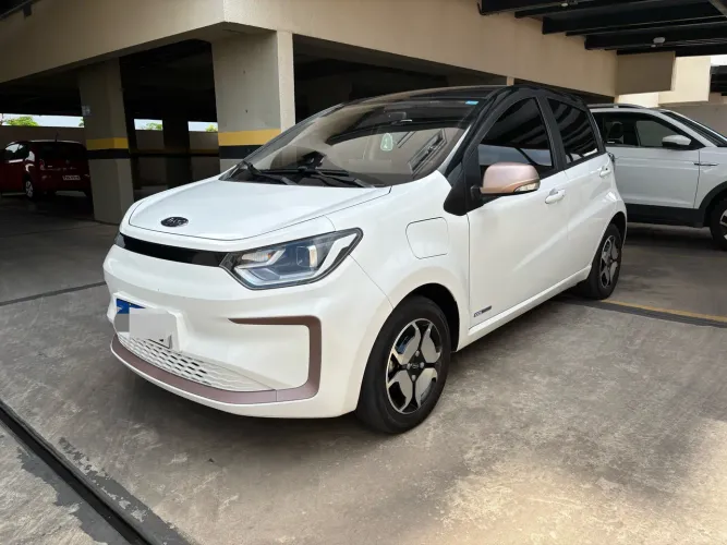 Jac E-Js1 Elétrico 2025