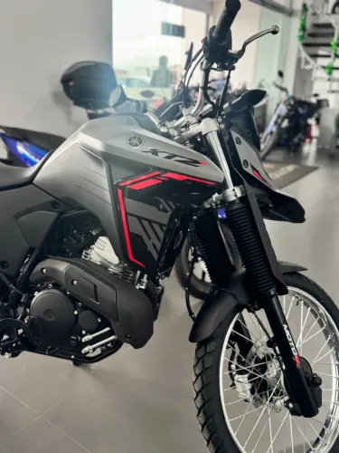 XTZ LANDER 250 connected 2026