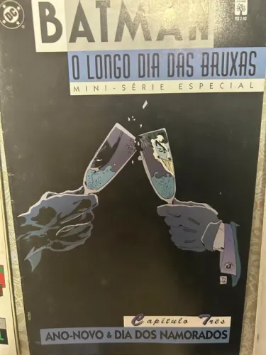 HQ Batman - O Longo Dia das Bruxas - Capítulo 3 - Ano Novo e Dia dos Namorados