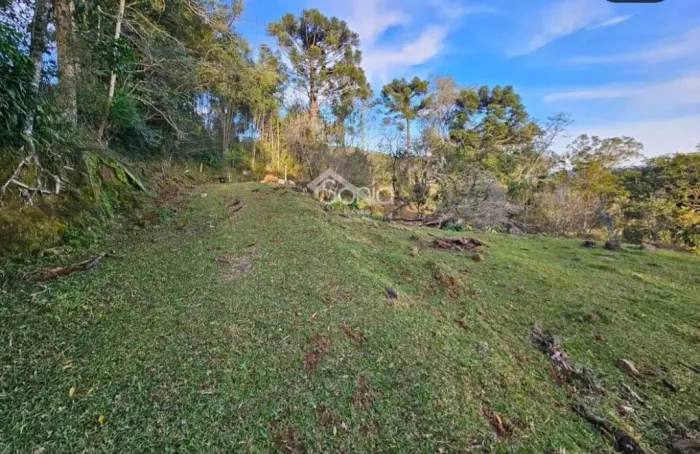 2 hectares com vista privilegiada