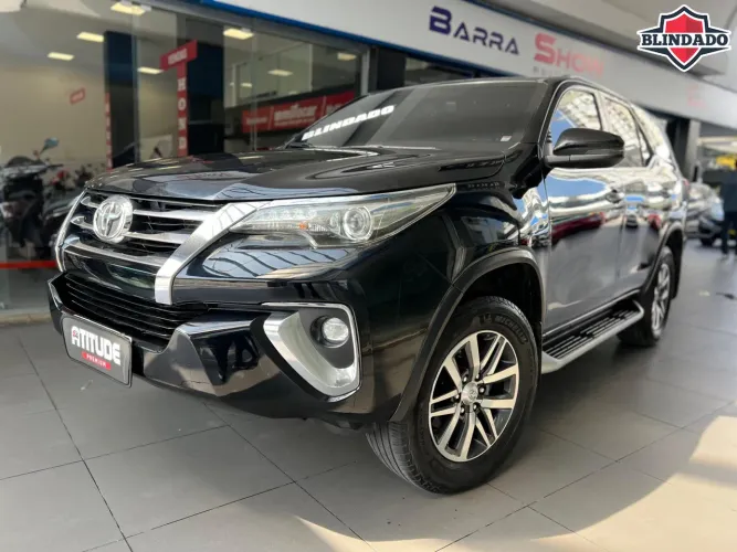 Toyota Hilux SW4 4X4 2.8 Diesel 2019