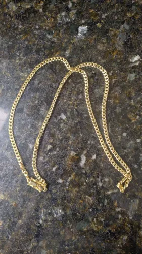 Corrente grumet pitbull 70cm / 4mm, banhado em ouro 18k.