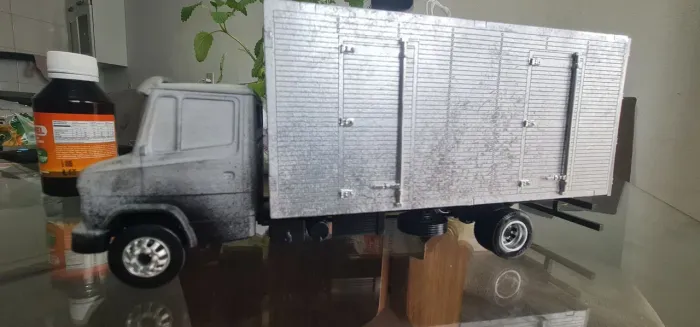 Miniatura caminhão