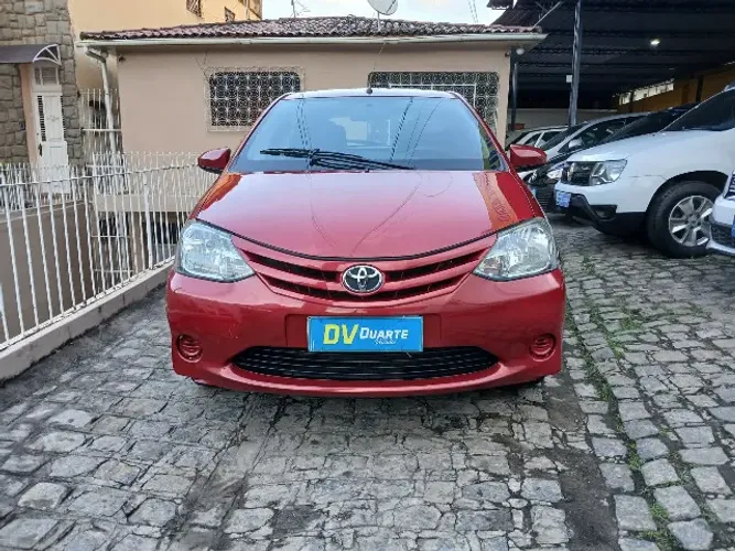 Toyota Etios X 1.3 Flex 16V 5P Mec. 2015