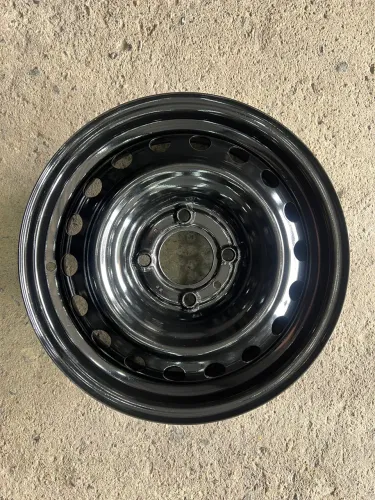 Roda de Ferro Aro 15 Nissan 4x114 Seminova / Roda Ferro 15 Nissan Livina Tiida Versa