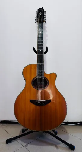 Violão Yamaha 12 cordas Apx700II
