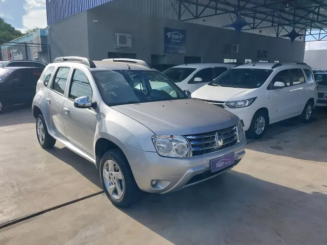 Renault Duster Dynamique 2.0 Hi-flex 16V Aut. 2013