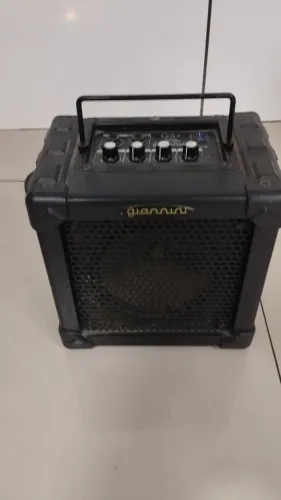 Amplificador em muito bom estado