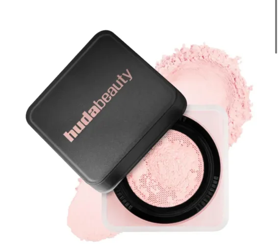 Pó facial Huda Beauty