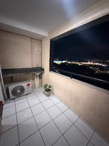 Central Park Condomínio Clube - Apartamento 64m² 2/4 Sendo 01 Suite