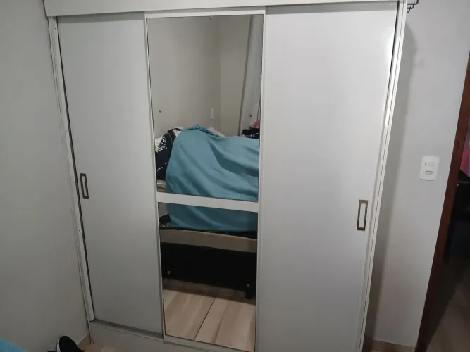 Guarda roupa