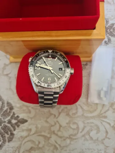 Relógio Omega Planet Ocean 600m