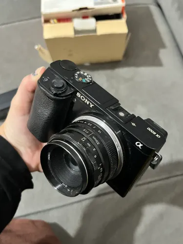 camera sony alpha a6000 preta