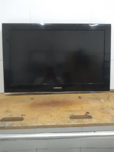 TV Sansung 33"