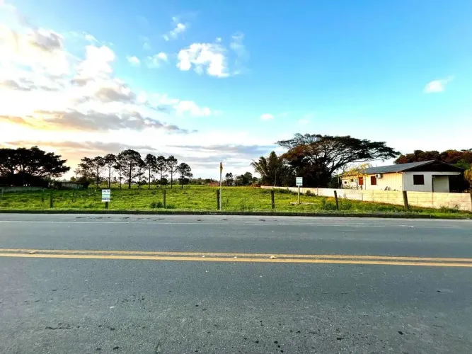 Imóvel para venda tem 3215 metros quadrados em Vila Beatriz - Maracajá - SC